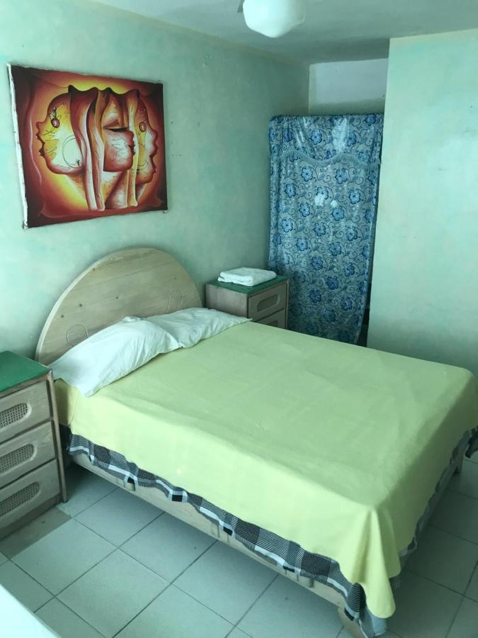 Hotel Restaurante Thomas Бока Чика Екстериор снимка