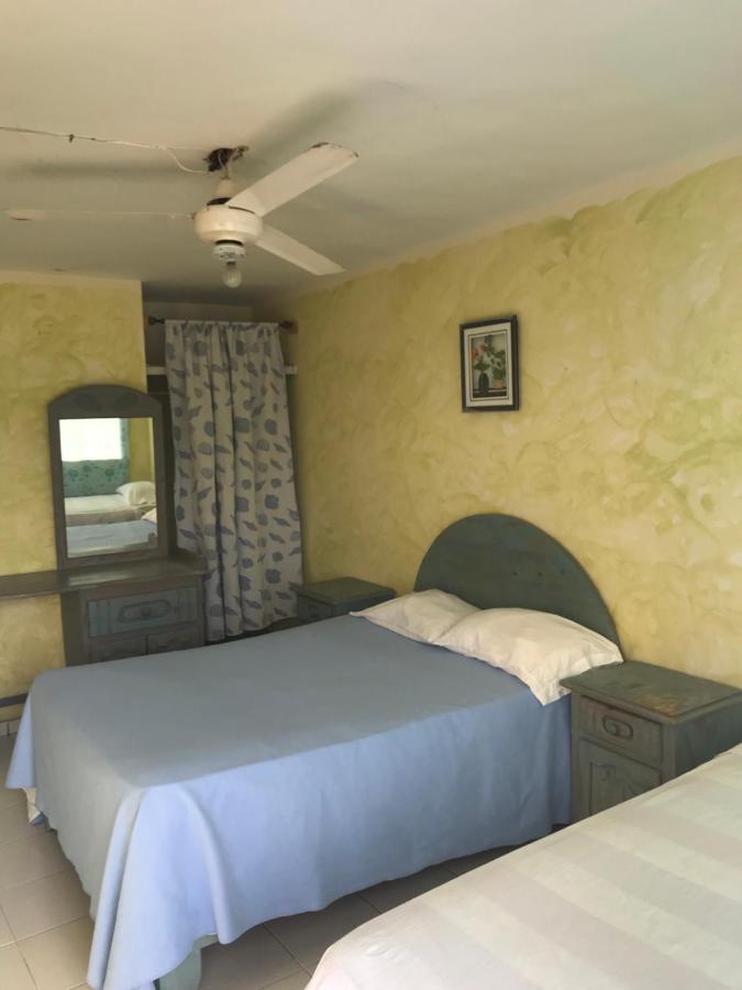 Hotel Restaurante Thomas Бока Чика Екстериор снимка